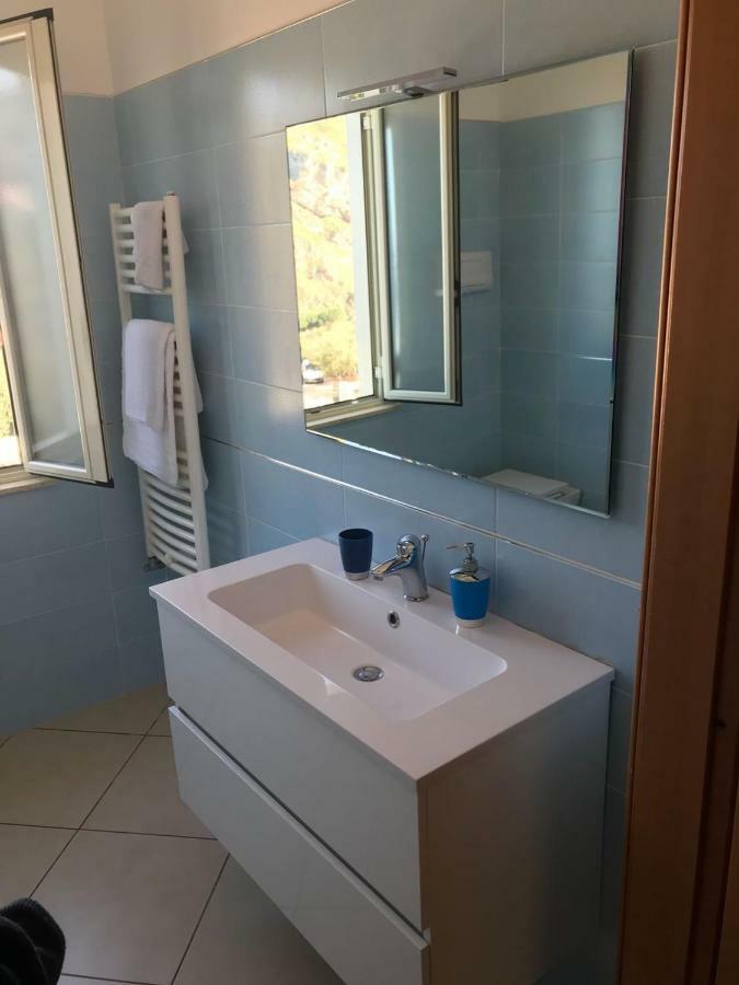 Iriss Bed and Breakfast Taormina Eksteriør billede